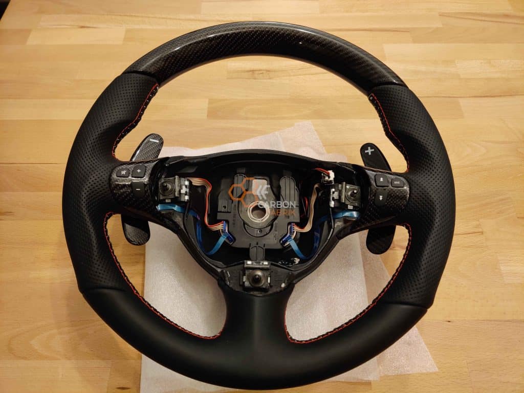 Alfa-Romeo-Schaltpaddles-Lenkradtasten-Carbon-Interior-Interieur-Dekor-6