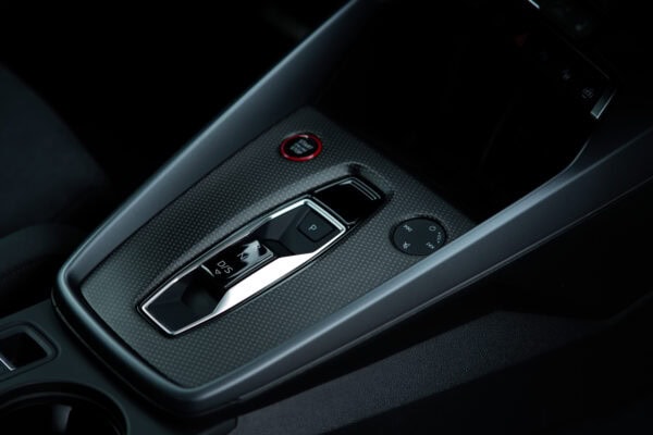 Audi A3/S3/RS3 8Y Carbon Schaltrahmen - Image 8