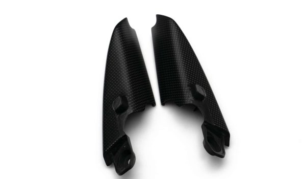 Audi-RS6-C8-Carbon-A-Pillar-Cover-Atlas mAtt-1