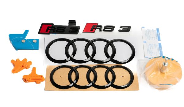 Audi-RS3-8Y-Facelift-2025-Rebadge-Kit-Schwarz